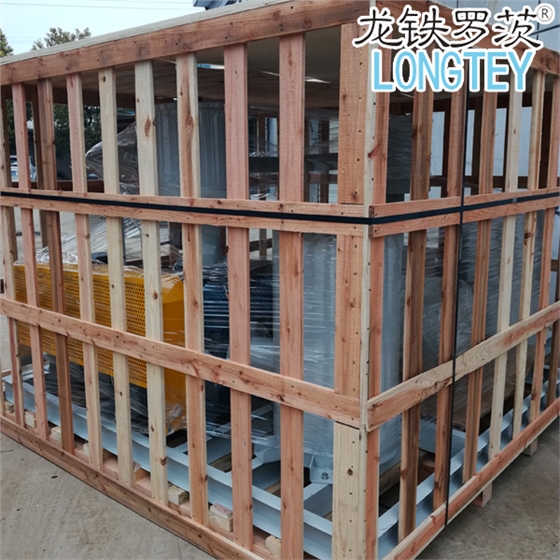 羅茨風(fēng)機發(fā)貨包裝.jpg